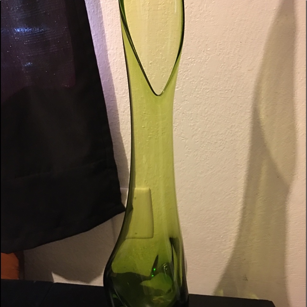 Beautiful Art Glass Vase